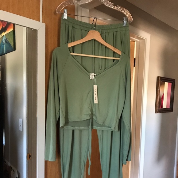 Tops - 1X SET, Ruched Crop Top & Jogger Set